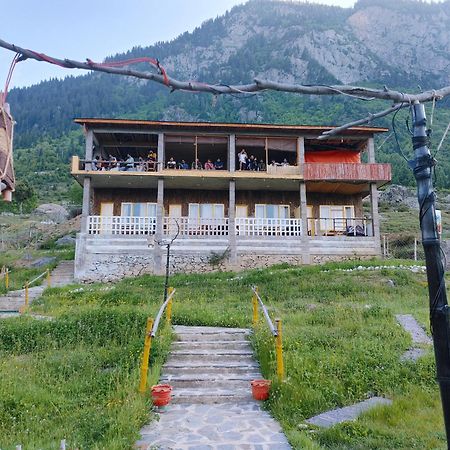 Khana Badosh Resort Kalam Exteriör bild