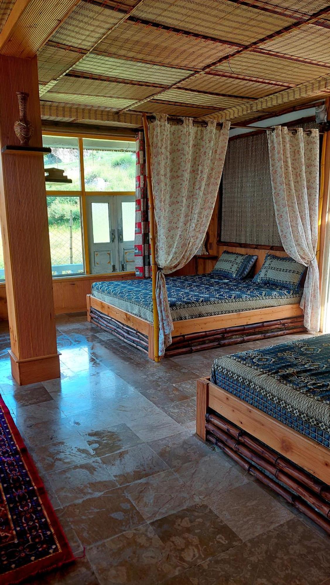 Khana Badosh Resort Kalam Exteriör bild
