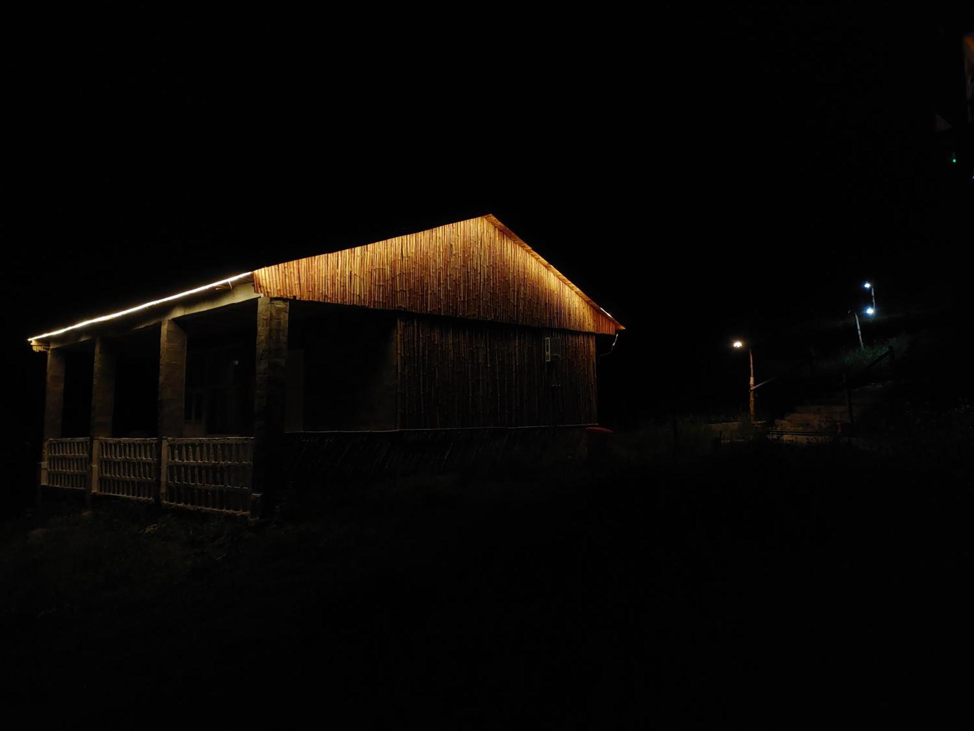 Khana Badosh Resort Kalam Exteriör bild