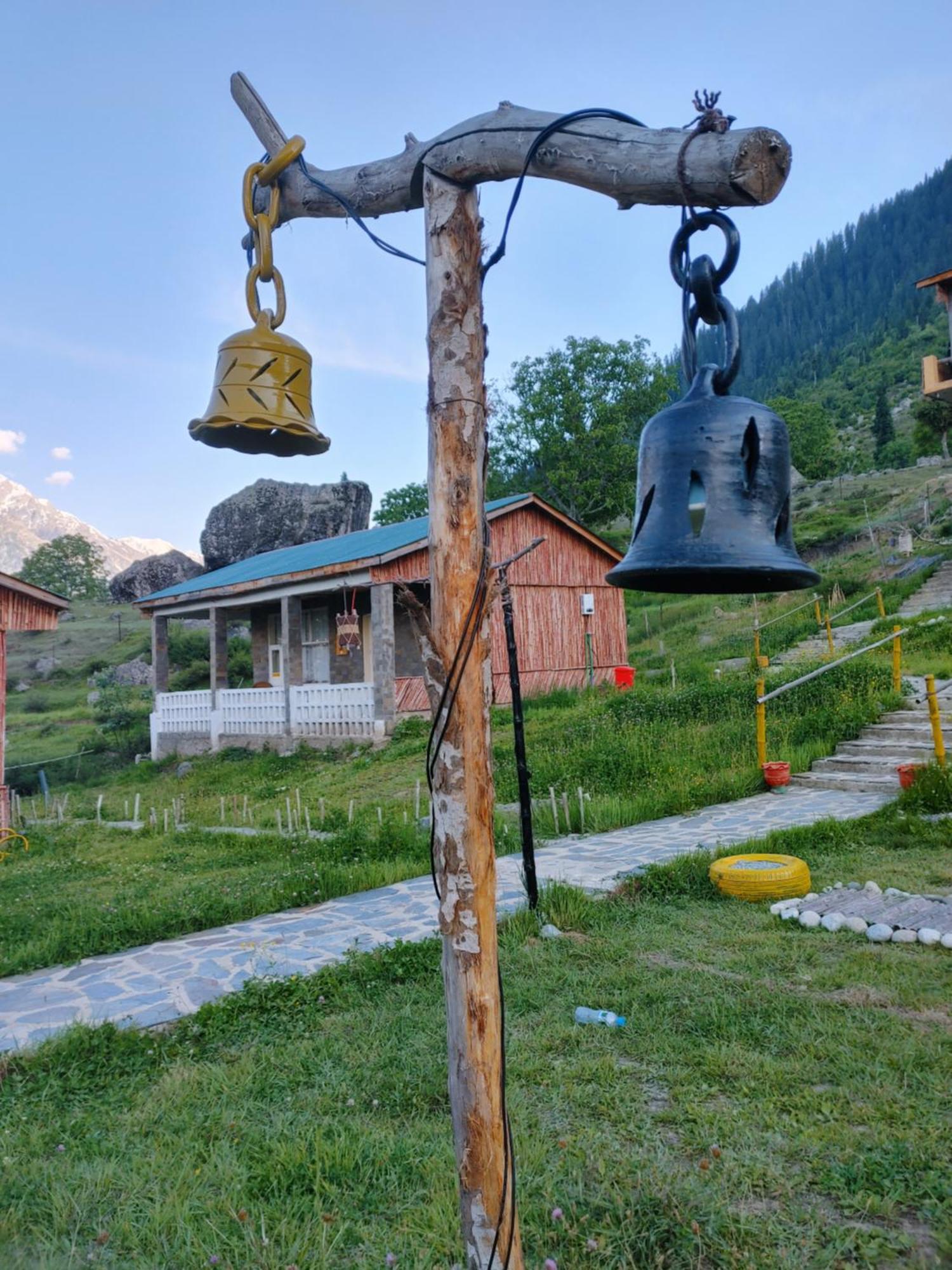 Khana Badosh Resort Kalam Exteriör bild